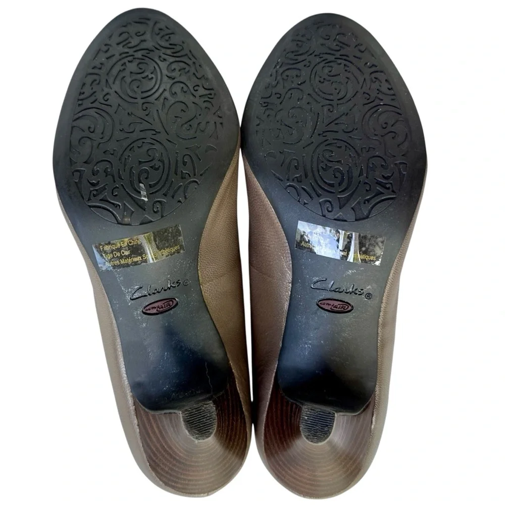 Clarks Metallic Gold Open-Toe Leather Pumps Size 6.5 - Picture 9 of 11